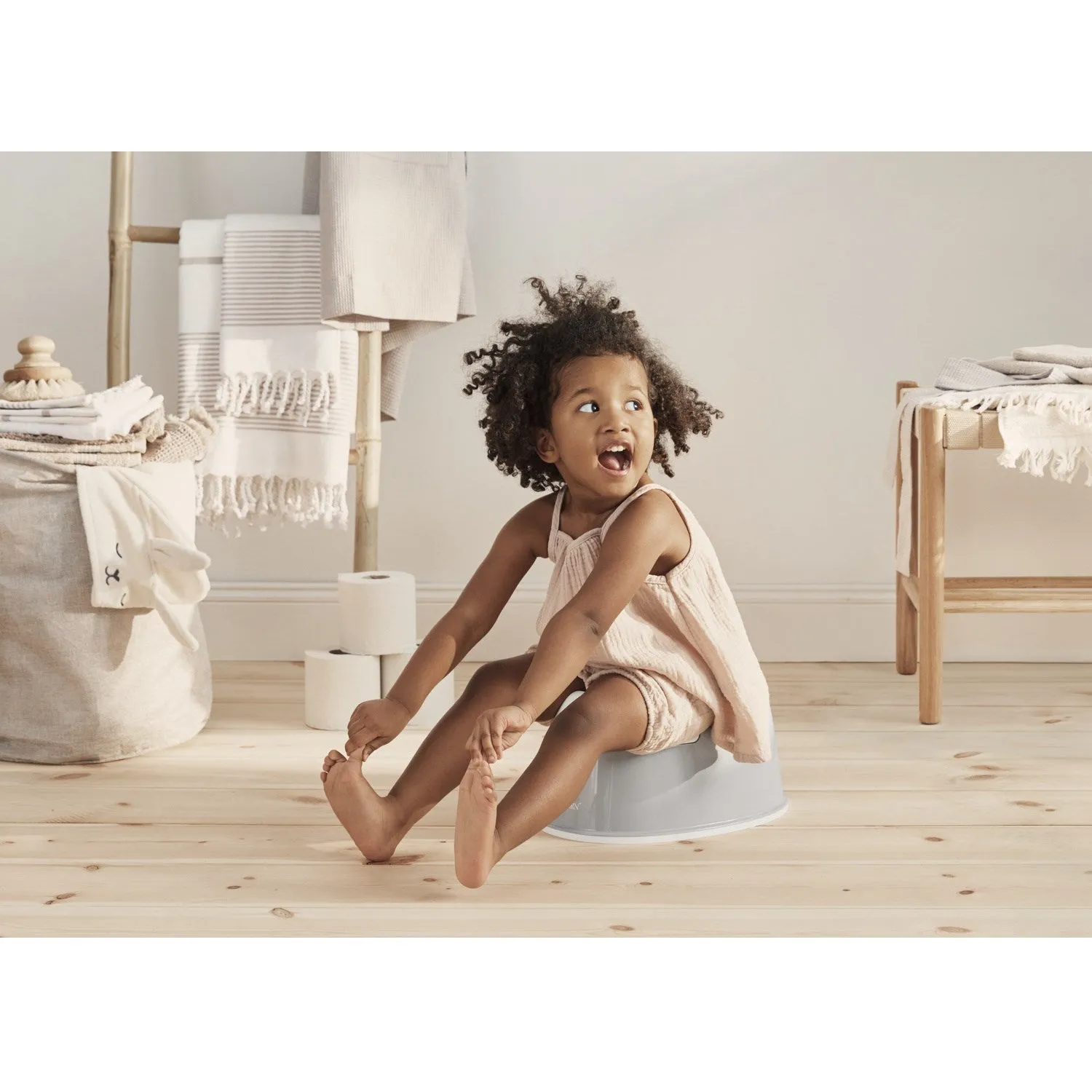 BabyBjörn Grey/White Smart Potty
