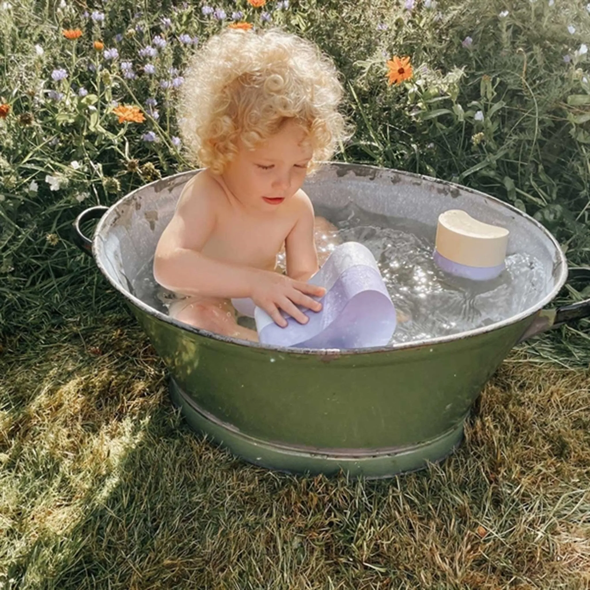 bObles Bath Ducklings Lavender