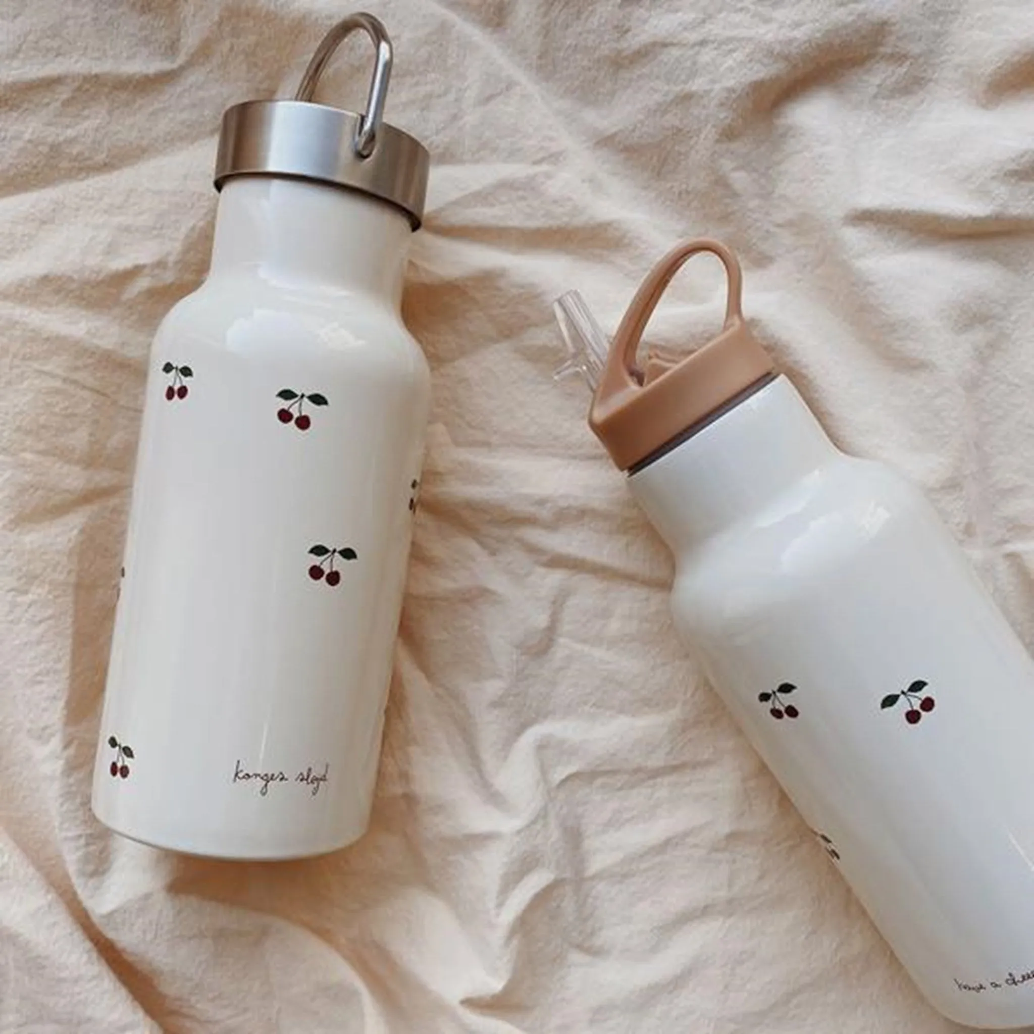 Konges Sløjd Cherry Thermo Drinking Bottle