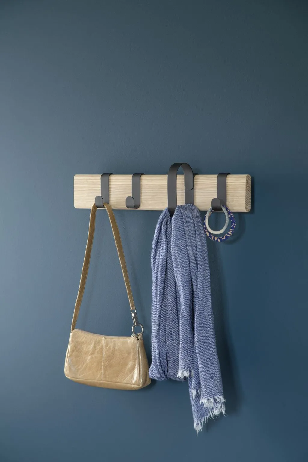 Novoform Design Fluke Wall Hook Small, Oak Natural